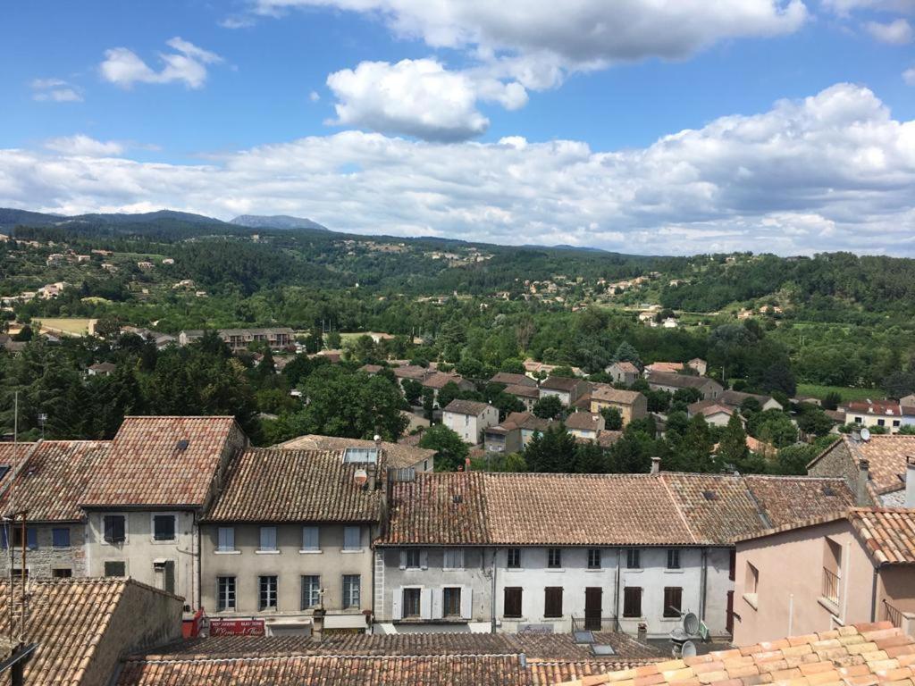 Apartament Logement De Charme A Joyeuse Zewnętrze zdjęcie